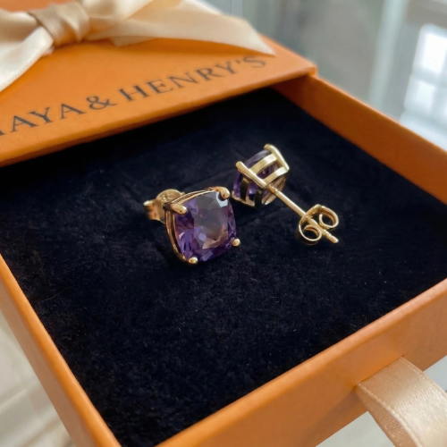 Amethyst Square Studs | Gold