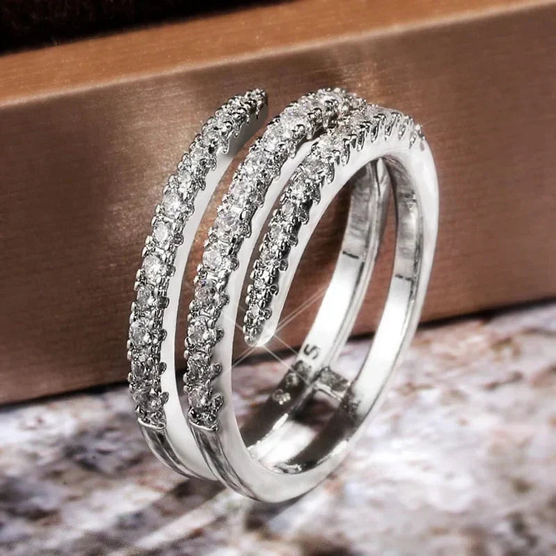 Mariavittoria Sassetti Ring | White Gold