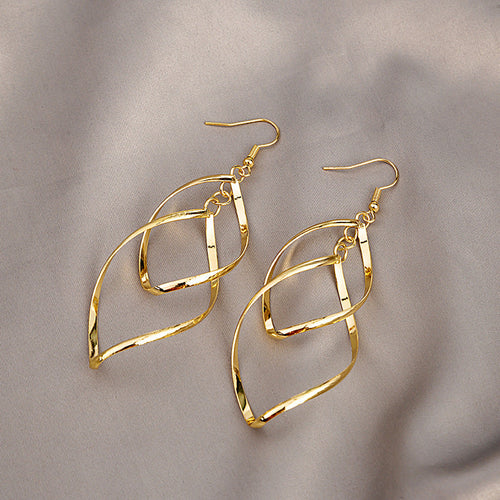 Minimalistische gestufte Ohrhänger | Gold