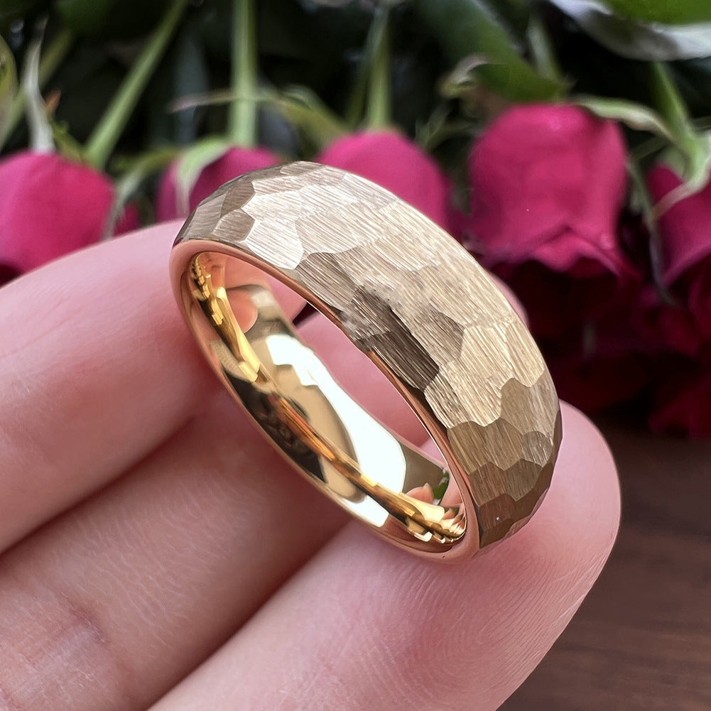 Elric Ring mit texturiertem Kern | Weißgold