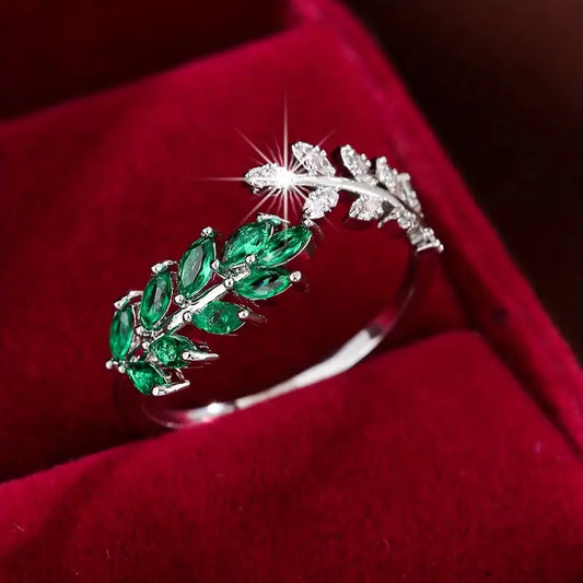 Vivara Lyselle Ring | White Gold