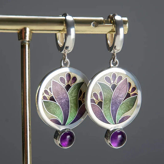 Vintage Boho-Ohrringe mit violetten Kristallen | Weißgold